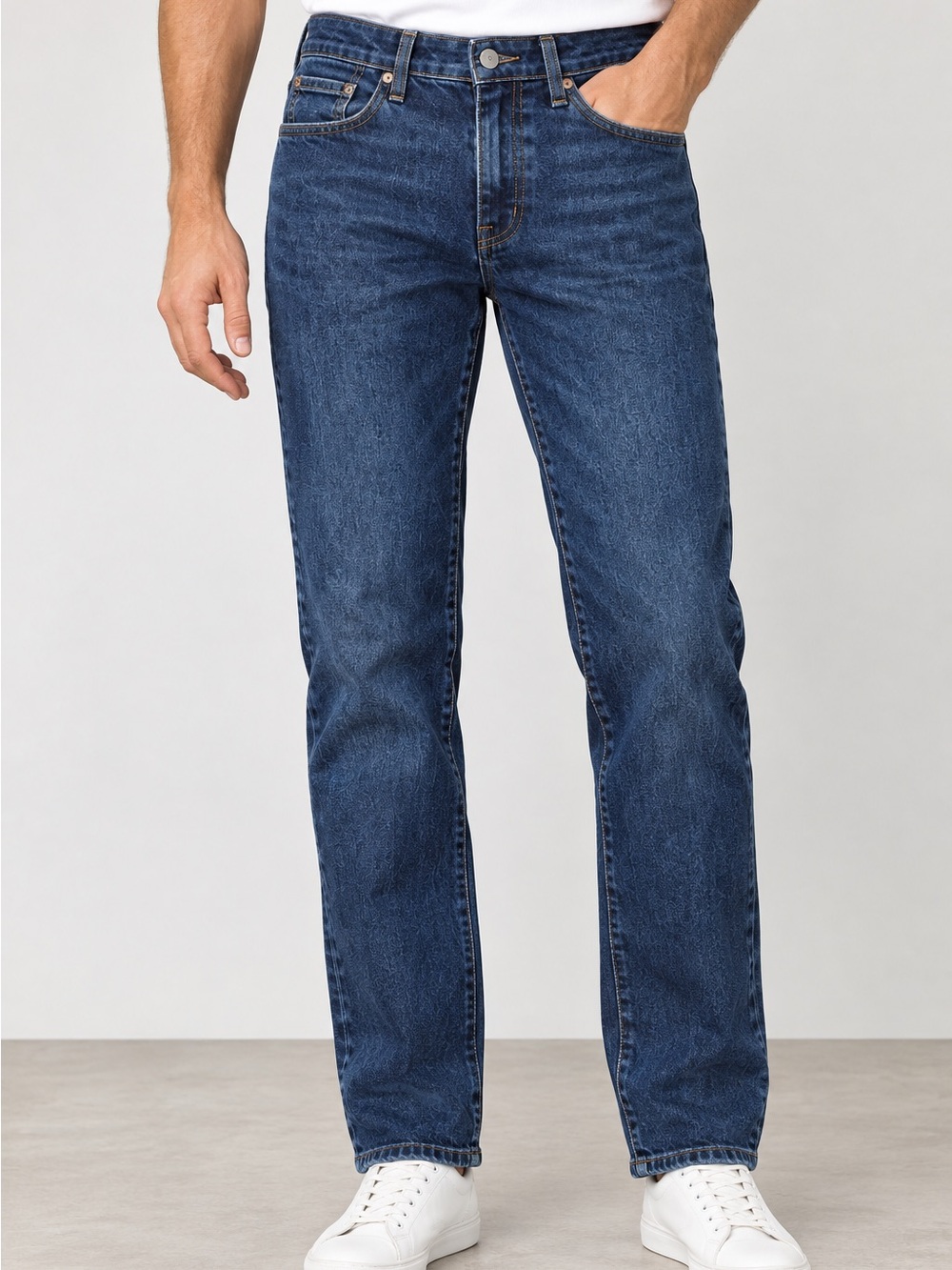 514"
STRAIGHT
Classic straight-fit jeans, size 29x32